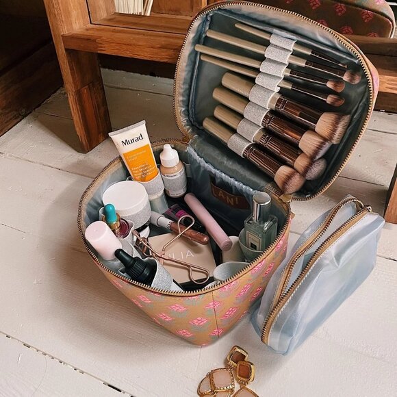 Fabulously Chic Liani Kavi Leather Train Case - NWOT! - Picture 3 of 3